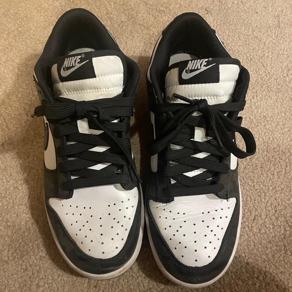 Nike Panda Dunks
